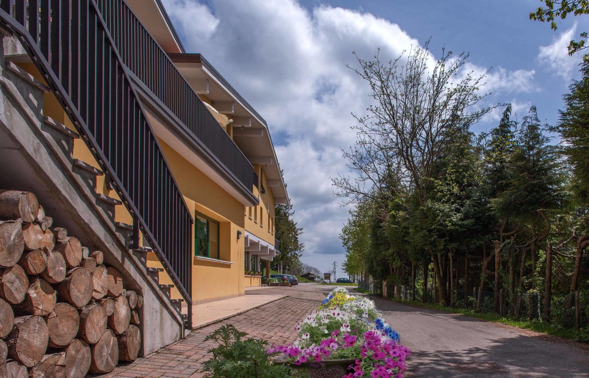 Residence Miravalle & Stella Alpina فالدوبياديني المظهر الخارجي الصورة